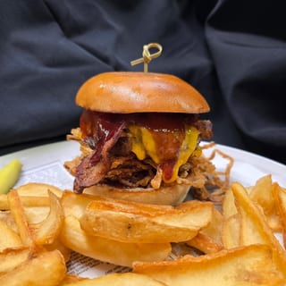 Jameson BBQ Burger
